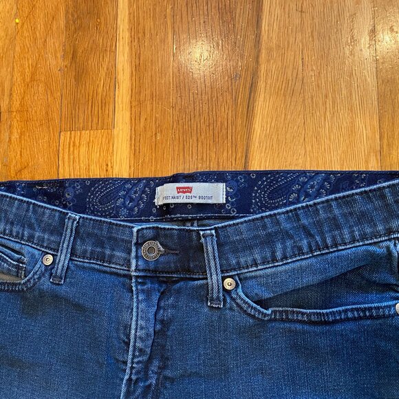 Levi's Perfect Waist 525 Boot Cut Jeans Size 10M - Picture 4 of 6